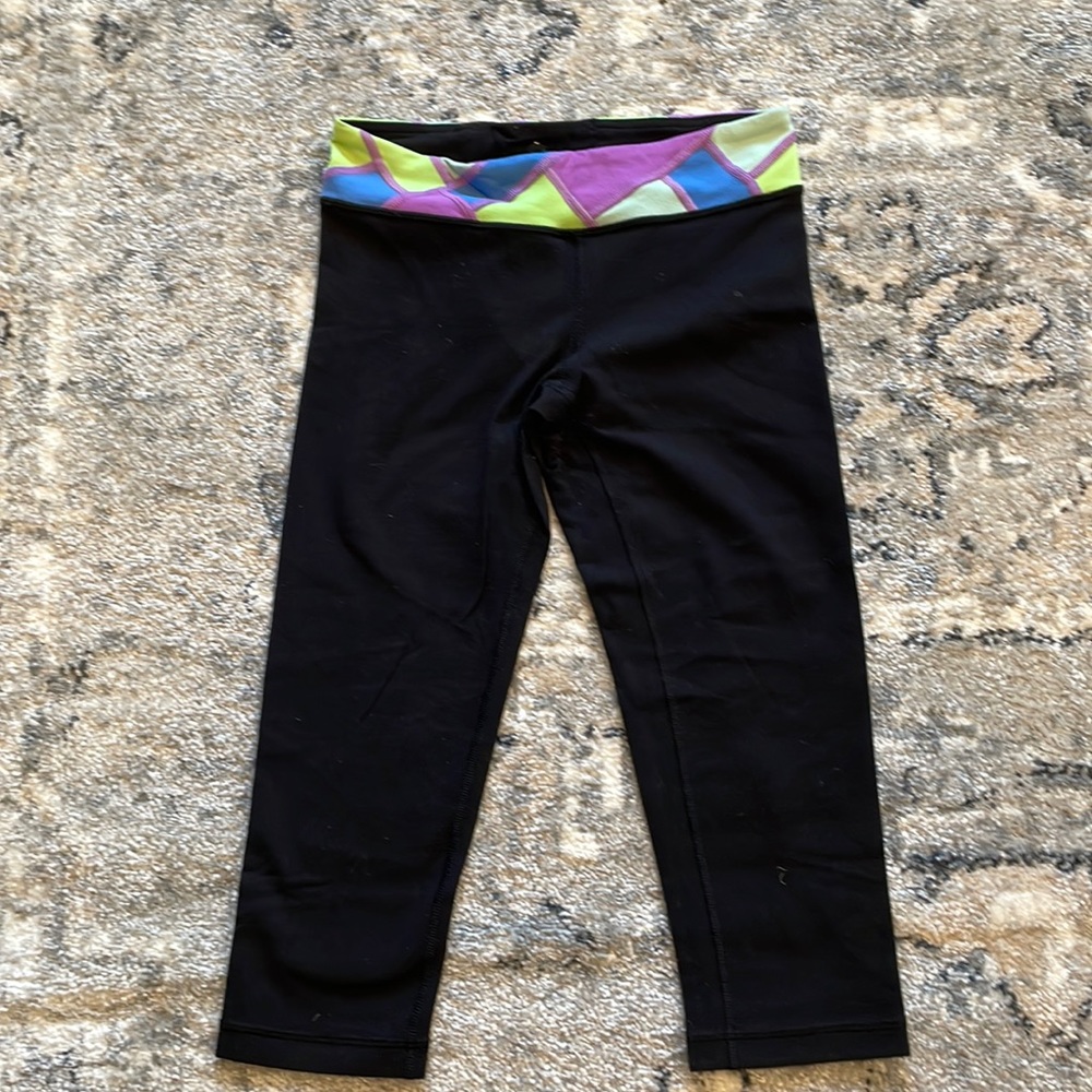 Ivivva by Lululemon Capri Pants